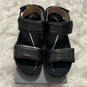New Ecco X-trinsic Black Leather Sandals Sz37